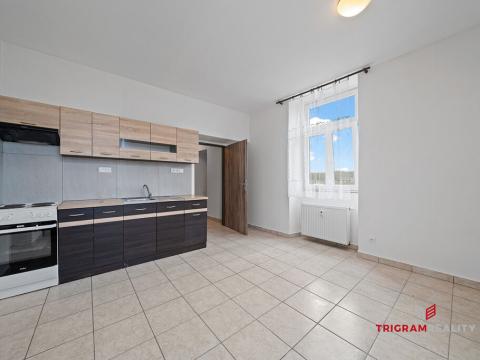 Pronájem bytu 2+kk, Sadová, 43 m2