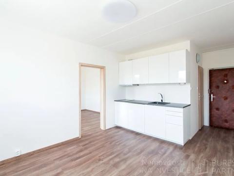 Pronájem bytu 2+kk, Praha - Kamýk, Zvolská, 35 m2