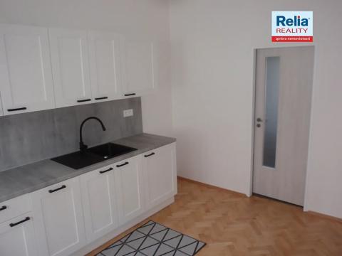 Pronájem bytu 2+1, Liberec, Valdštejnská, 60 m2