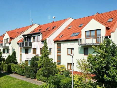 Pronájem bytu 3+kk, Praha - Dubeč, Netlucká, 75 m2