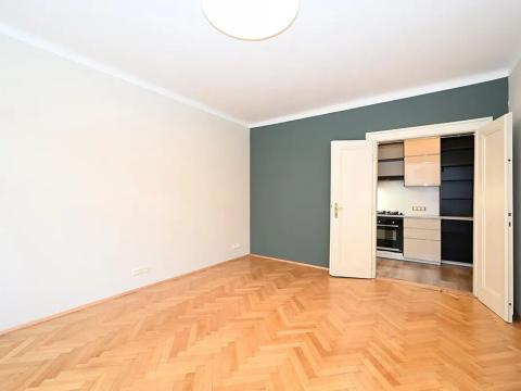 Pronájem bytu 2+1, Praha - Karlín, Thámova, 58 m2