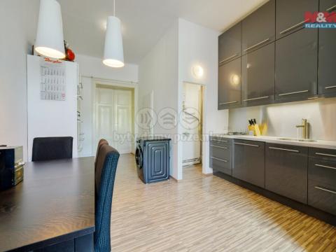 Prodej bytu 2+kk, Cheb, Svobody, 55 m2
