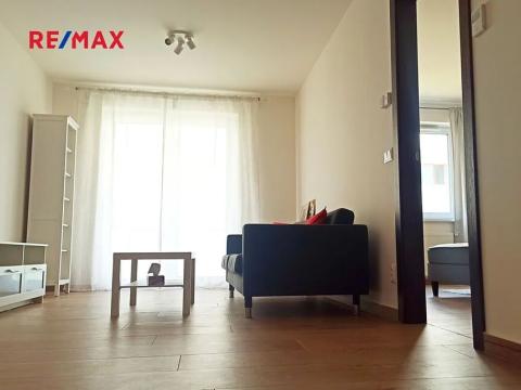 Pronájem bytu 2+kk, Olomouc, Třída Jiřího Pelikána, 58 m2