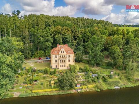Prodej bytu 3+1, Cheb, Kachní kámen, 118 m2