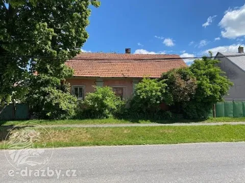 Dražba rodinného domu, Chleby, Průběžná, 81 m2
