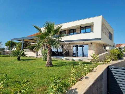 Prodej vily, Privlaka, Chorvatsko, 250 m2
