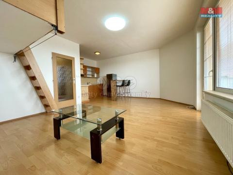 Pronájem bytu 1+kk, Brno, Bělohorská, 40 m2
