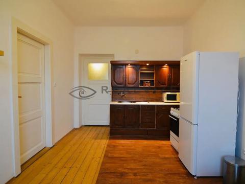 Pronájem bytu 1+1, České Budějovice, Fr. Hrubína, 55 m2