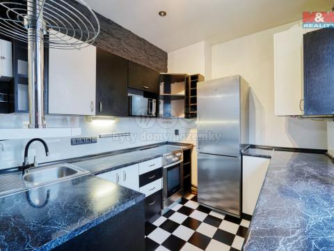 Pronájem bytu 2+kk, Karlovy Vary - Tašovice, Hradištní, 45 m2