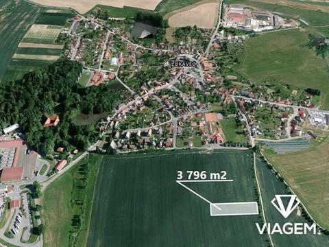 Prodej pole, Slatinky, 4526 m2