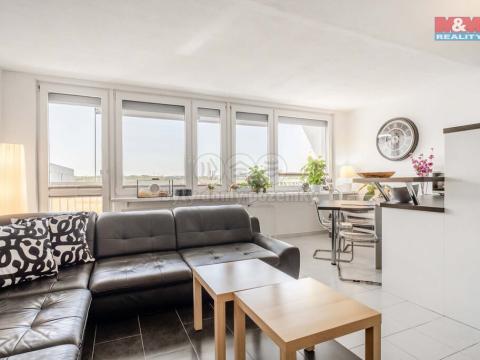 Prodej bytu 3+1, Praha - Řepy, Vondroušova, 75 m2
