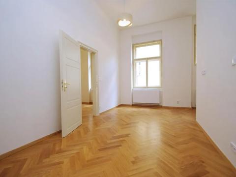 Pronájem bytu 2+kk, Praha - Staré Město, Kozí, 39 m2