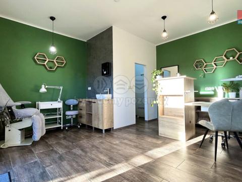 Pronájem obchodního prostoru, Sadská, Prokopova, 24 m2