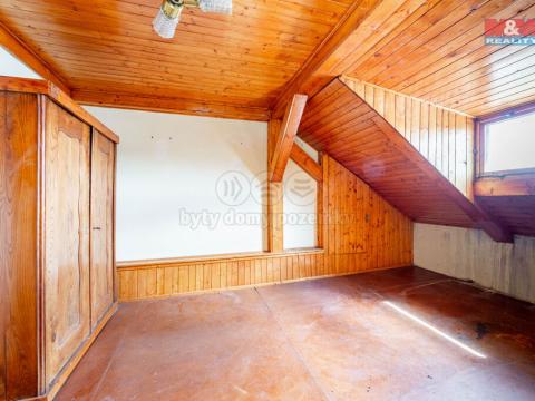 Prodej chalupy, Sněžné, 192 m2