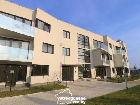 Pronájem bytu 1+kk, Praha - Dolní Počernice, Černodolská, 38 m2