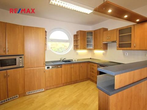 Pronájem bytu 3+kk, Brno, Bělohorská, 91 m2