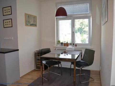 Pronájem bytu 2+kk, Praha - Podolí, Levá, 42 m2