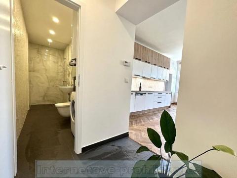 Pronájem bytu 2+kk, Praha - Žižkov, V okruží, 78 m2