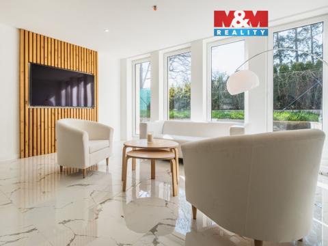 Pronájem rodinného domu, Průhonice, Hlavní, 248 m2