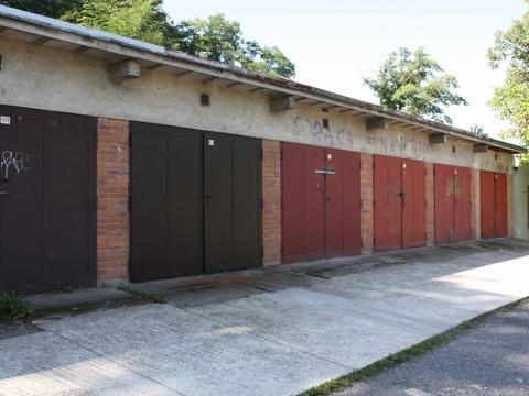 Prodej garáže, Zlín, Růmy, 18 m2