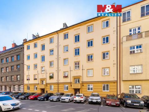 Prodej bytu 3+1, Pardubice - Zelené Předměstí, Nerudova, 80 m2