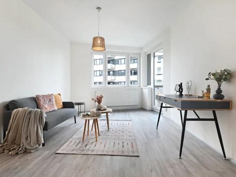 Pronájem bytu 2+kk, Praha - Střížkov, Lovosická, 54 m2
