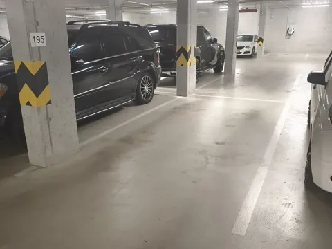 Prodej garážového stání, Plzeň, Nemocniční, 12 m2