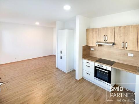 Prodej bytu 2+kk, Velim, Palackého, 56 m2