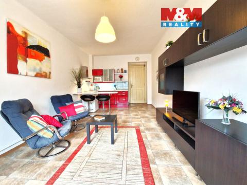 Pronájem bytu 2+kk, Praha - Nusle, Jaromírova, 63 m2