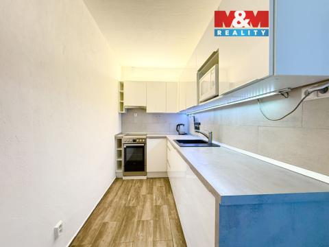 Pronájem bytu 2+1, Rychnov nad Kněžnou, Na Trávníku, 65 m2