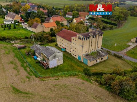 Prodej zemědělského objektu, Křešice - Sedlec, 2000 m2