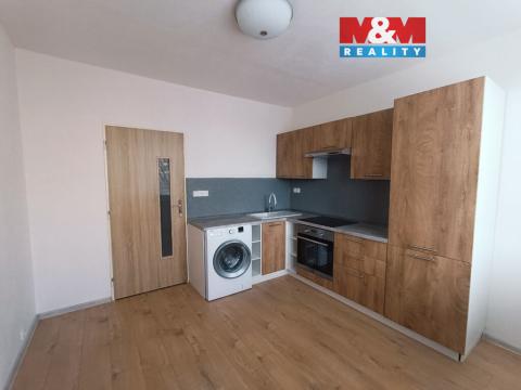 Pronájem bytu 1+1, Ústí nad Labem - Krásné Březno, Rozcestí, 41 m2