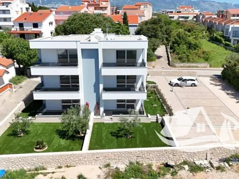 Prodej bytu 3+kk, Novalja, Chorvatsko, 82 m2