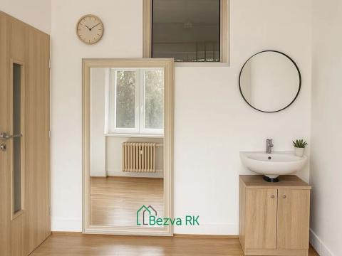 Pronájem obchodního prostoru, Beroun, Havlíčkova, 9 m2