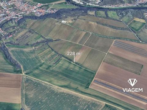 Prodej pole, Dolní Kounice, 228 m2