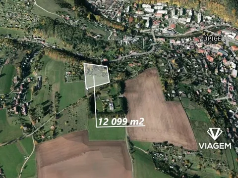 Prodej podílu pole, Úpice, 2419 m2