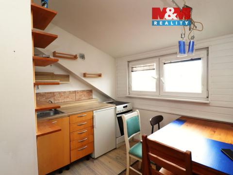 Pronájem bytu 2+kk, Karlovy Vary - Rosnice, 36 m2