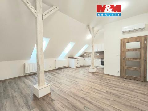 Pronájem bytu 2+kk, Slaný, Palackého, 57 m2