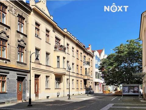 Pronájem kanceláře, Pardubice, náměstí Republiky, 11 m2