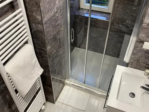 Prodej bytu 3+1, Zlín, Husova, 66 m2