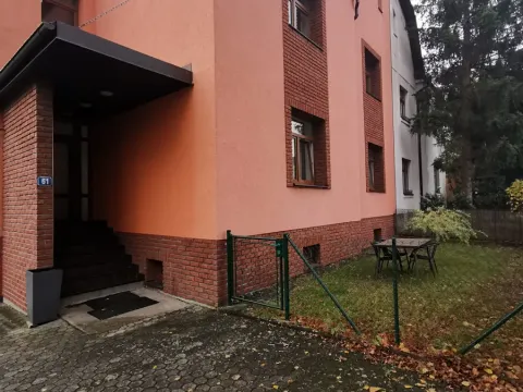 Pronájem bytu 3+kk, Hradec Králové, Pouchovská, 90 m2