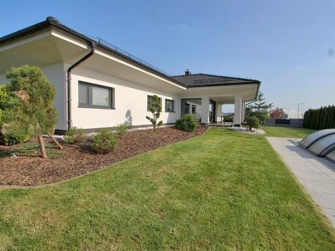 Pronájem rodinného domu, Sulice, Osiková, 260 m2