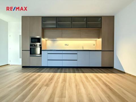 Pronájem bytu 2+kk, Plzeň, Františka Kováříka, 58 m2