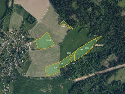 Prodej pole, Dalešice, 80492 m2