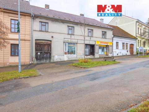 Prodej rodinného domu, Zbiroh, Masarykovo náměstí, 431 m2