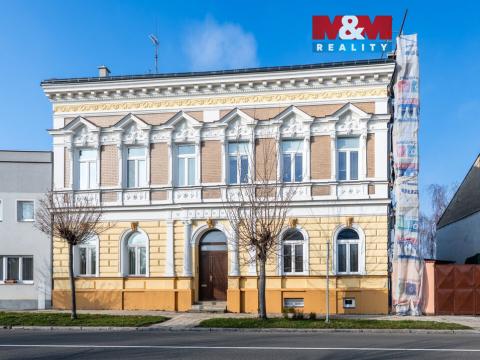 Prodej bytu 2+1, Holešov, nám. Svobody, 60 m2