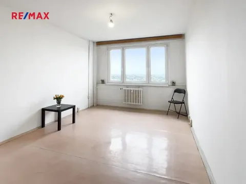 Prodej bytu 1+kk, Praha - Háje, Hlavatého, 27 m2
