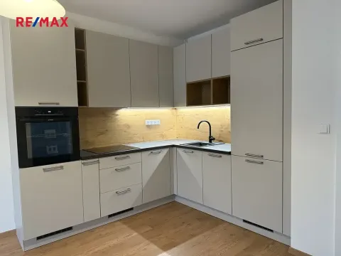 Pronájem bytu 2+kk, Praha - Bohnice, Pekařova, 48 m2