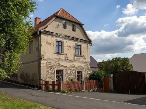 Prodej rodinného domu, Bžany, 240 m2