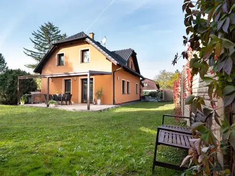 Prodej rodinného domu, Říčany, 179 m2